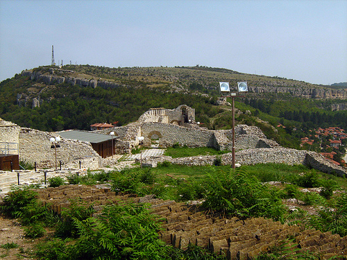 Замок Ловеча, Хисарь или Крепость Хисарь